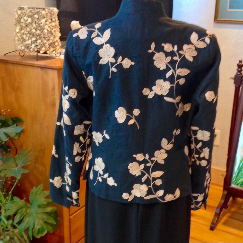Jacket - Picture 3 of 7